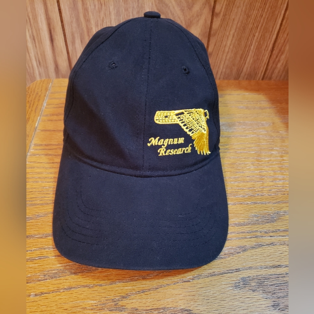 Magnum Research hat - Excellent condition